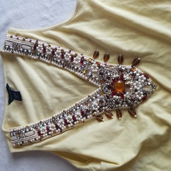 Moda International Sleeveless Top - Picture 3 of 7